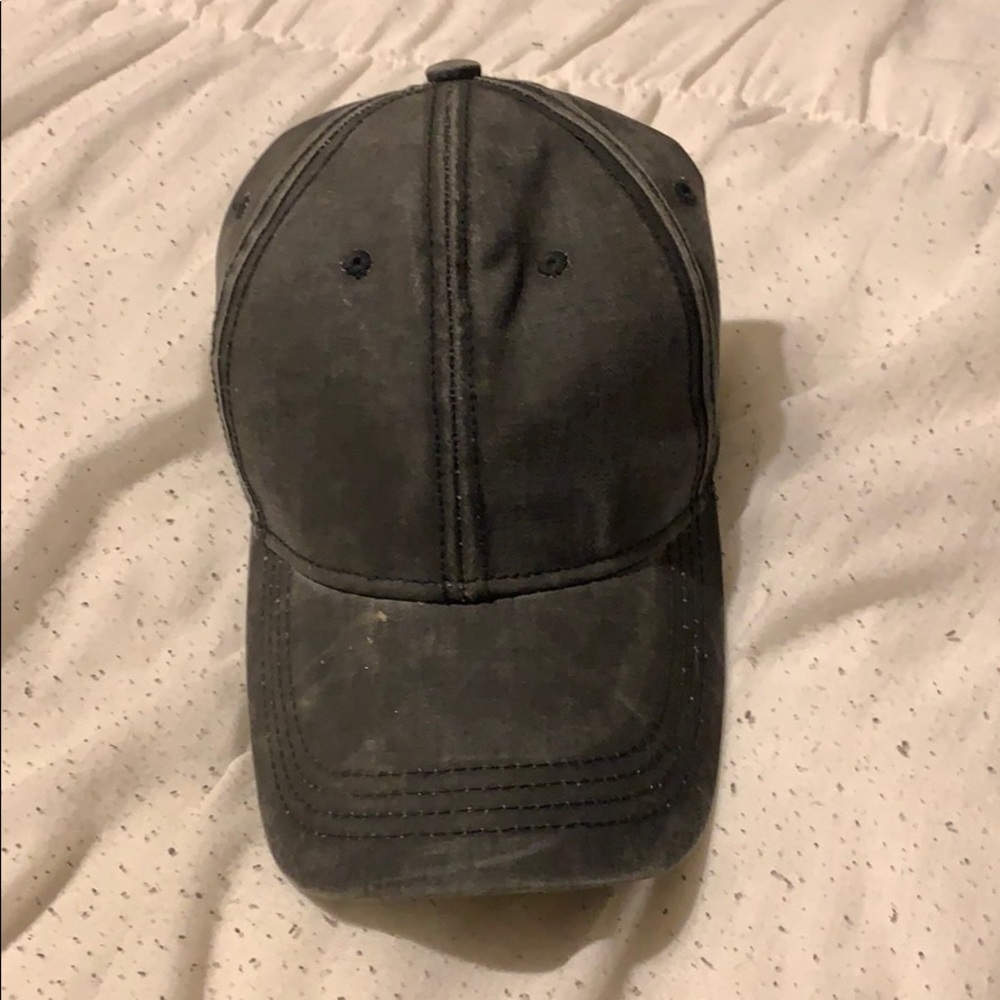 GAP distressed hat